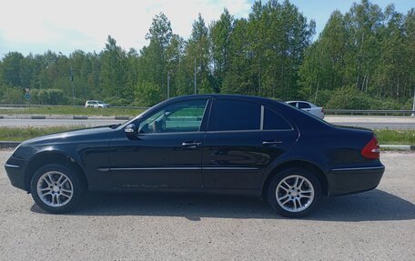 Mercedes-Benz E-Класс, 2002 год, 600 000 рублей, 3 фотография