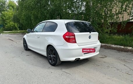 BMW 1 серия, 2011 год, 888 000 рублей, 3 фотография