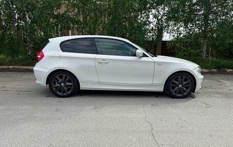 BMW 1 серия, 2011 год, 888 000 рублей, 6 фотография