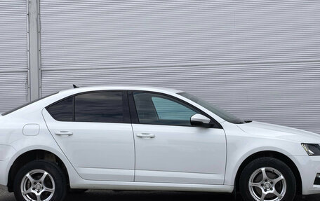 Skoda Octavia, 2018 год, 1 817 000 рублей, 4 фотография