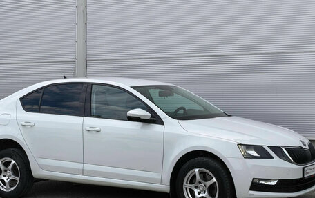 Skoda Octavia, 2018 год, 1 817 000 рублей, 5 фотография