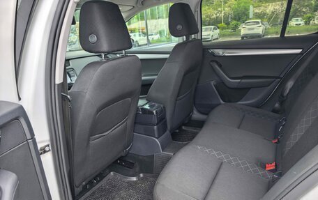 Skoda Octavia, 2018 год, 1 817 000 рублей, 15 фотография