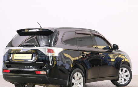 Mitsubishi Outlander III рестайлинг 3, 2014 год, 1 799 000 рублей, 7 фотография