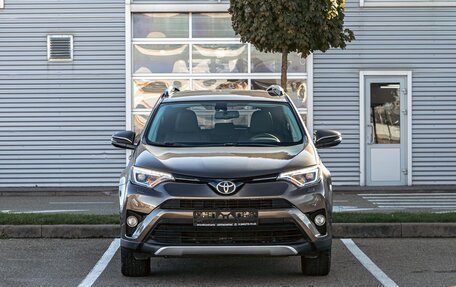 Toyota RAV4, 2019 год, 2 155 000 рублей, 2 фотография