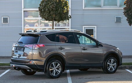 Toyota RAV4, 2019 год, 2 155 000 рублей, 6 фотография