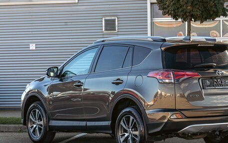 Toyota RAV4, 2019 год, 2 155 000 рублей, 9 фотография