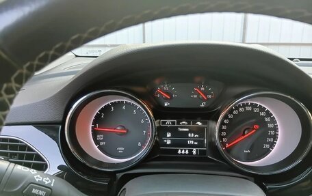 Opel Astra K, 2020 год, 1 300 000 рублей, 14 фотография