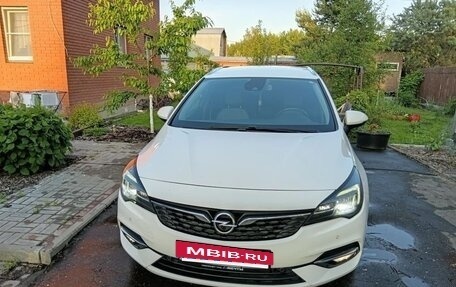 Opel Astra K, 2020 год, 1 300 000 рублей, 8 фотография