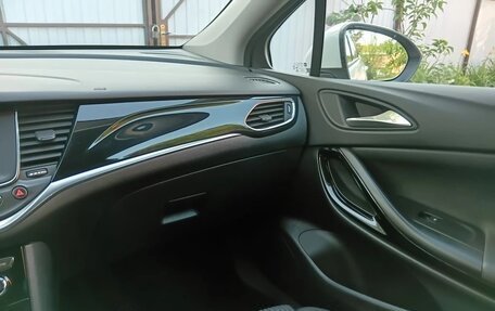Opel Astra K, 2020 год, 1 300 000 рублей, 20 фотография