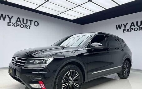 Volkswagen Tiguan II, 2021 год, 1 900 173 рублей, 9 фотография