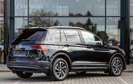 Volkswagen Tiguan II, 2019 год, 2 165 000 рублей, 6 фотография