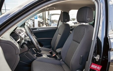Volkswagen Tiguan II, 2019 год, 2 165 000 рублей, 11 фотография