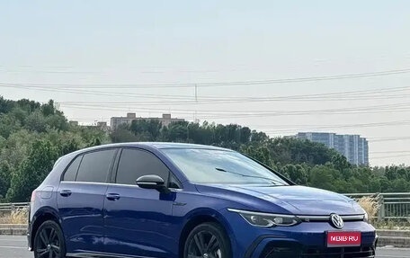 Volkswagen Golf VIII, 2022 год, 1 810 000 рублей, 1 фотография