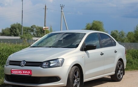 Volkswagen Polo VI (EU Market), 2015 год, 1 050 000 рублей, 1 фотография