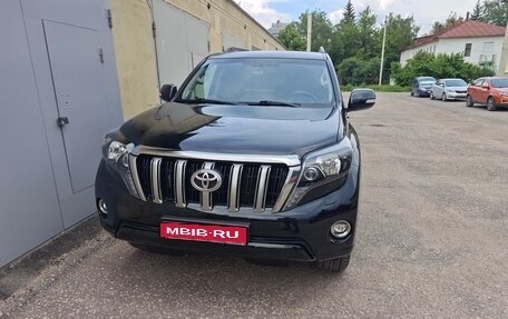 Toyota Land Cruiser Prado 150 рестайлинг 2, 2016 год, 3 850 000 рублей, 1 фотография