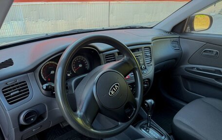 KIA Rio II, 2010 год, 690 000 рублей, 11 фотография