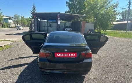 BMW 3 серия, 2007 год, 700 000 рублей, 14 фотография