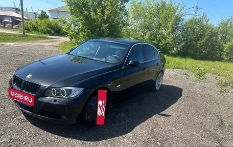 BMW 3 серия, 2007 год, 700 000 рублей, 28 фотография