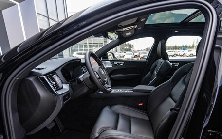 Volvo XC60 II, 2025 год, 9 000 000 рублей, 3 фотография