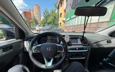 Hyundai Sonata VII, 2018 год, 2 000 000 рублей, 3 фотография