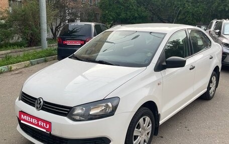 Volkswagen Polo VI (EU Market), 2010 год, 660 000 рублей, 2 фотография