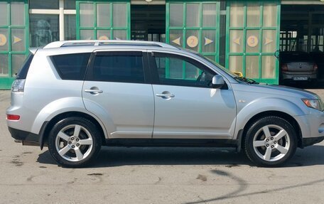 Mitsubishi Outlander III рестайлинг 3, 2008 год, 880 000 рублей, 3 фотография
