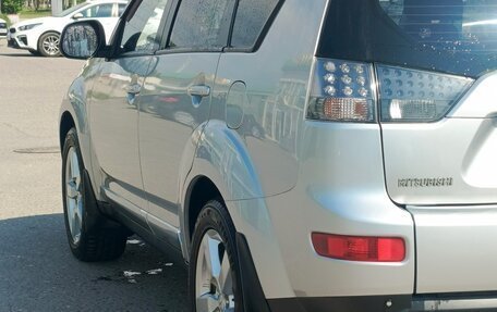 Mitsubishi Outlander III рестайлинг 3, 2008 год, 880 000 рублей, 9 фотография