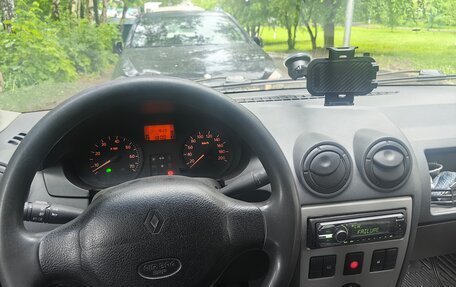 Renault Logan I, 2006 год, 250 000 рублей, 6 фотография