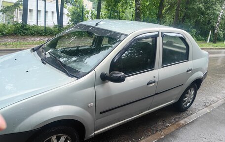 Renault Logan I, 2006 год, 250 000 рублей, 2 фотография
