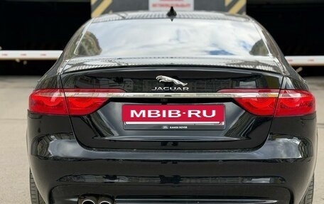 Jaguar XF II, 2018 год, 1 999 999 рублей, 8 фотография