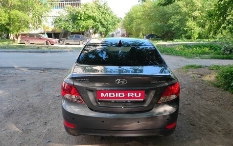 Hyundai Solaris II рестайлинг, 2013 год, 670 000 рублей, 6 фотография