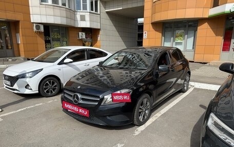 Mercedes-Benz A-Класс, 2014 год, 1 250 000 рублей, 2 фотография