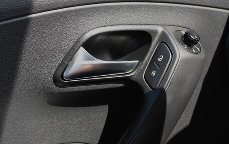 Volkswagen Polo VI (EU Market), 2015 год, 1 050 000 рублей, 17 фотография