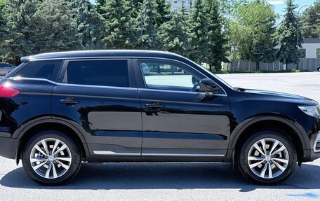 Geely Atlas I, 2020 год, 1 900 000 рублей, 3 фотография