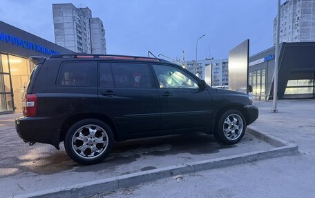 Toyota Highlander III, 2004 год, 1 600 000 рублей, 4 фотография