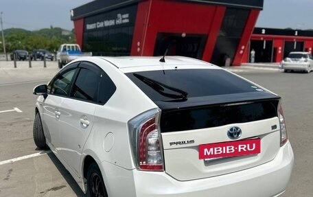 Toyota Prius, 2014 год, 950 000 рублей, 6 фотография