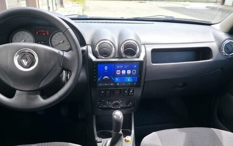 Renault Logan I, 2010 год, 380 000 рублей, 6 фотография
