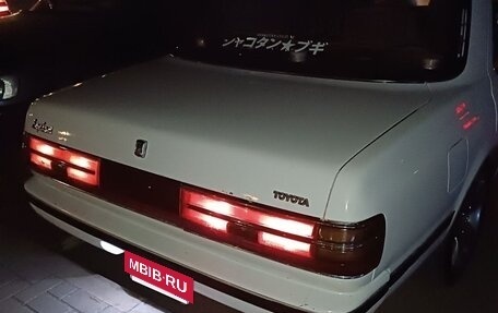 Toyota Cresta, 1989 год, 390 000 рублей, 4 фотография