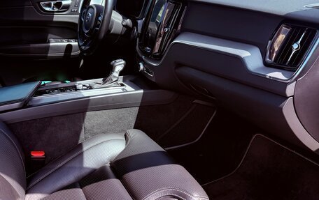 Volvo XC60 II, 2019 год, 4 300 000 рублей, 10 фотография