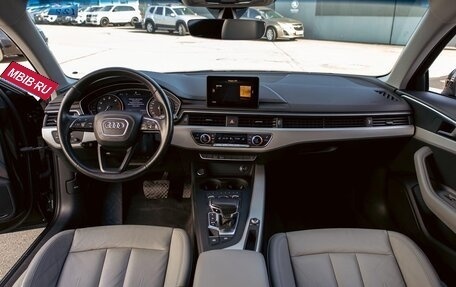 Audi A4, 2019 год, 1 815 000 рублей, 16 фотография