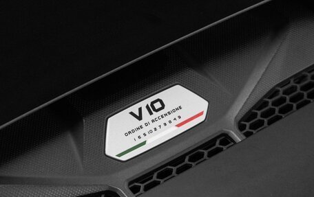Lamborghini Huracán, 2021 год, 21 800 000 рублей, 12 фотография