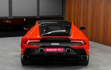 Lamborghini Huracán, 2021 год, 21 800 000 рублей, 9 фотография
