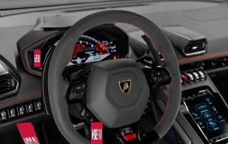 Lamborghini Huracán, 2021 год, 21 800 000 рублей, 17 фотография