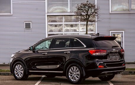 KIA Sorento III Prime рестайлинг, 2017 год, 1 955 000 рублей, 4 фотография