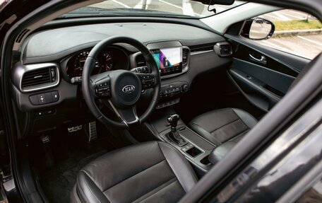 KIA Sorento III Prime рестайлинг, 2017 год, 1 955 000 рублей, 13 фотография