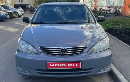 Toyota Camry V40, 2005 год, 750 000 рублей, 1 фотография