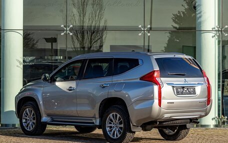 Mitsubishi Pajero Sport III рестайлинг, 2021 год, 2 675 000 рублей, 4 фотография