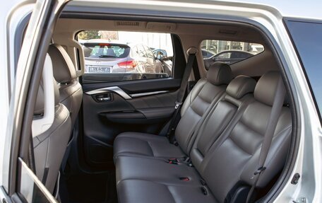 Mitsubishi Pajero Sport III рестайлинг, 2021 год, 2 675 000 рублей, 17 фотография