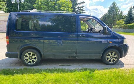 Volkswagen Transporter T5 рестайлинг, 2004 год, 800 000 рублей, 2 фотография