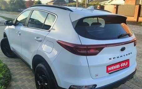 KIA Sportage IV рестайлинг, 2021 год, 2 799 000 рублей, 5 фотография
